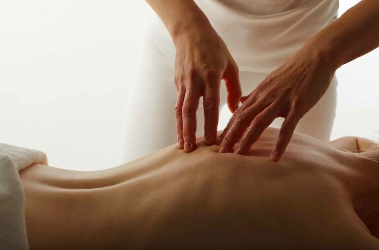 Pijat Refleksi Dapat Meningkatkan Postur dan Tubuh Ideal